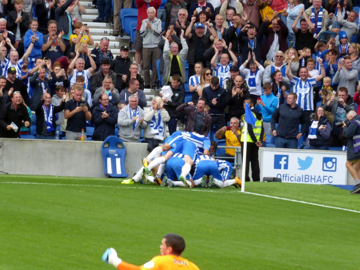 Season ticket seat pictures Premier League 2017/8 season image number 0115